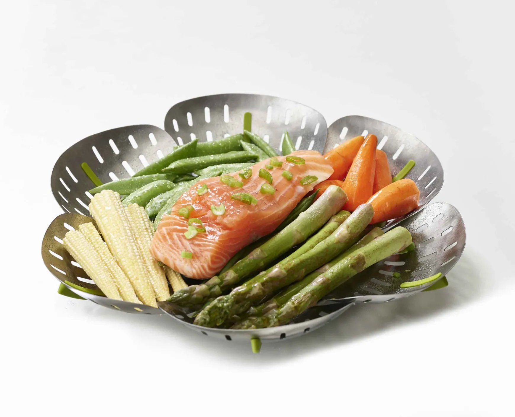 Joseph Joseph Bloom™ Folding Steamer Basket- Kitchen Utensils & Gadgets