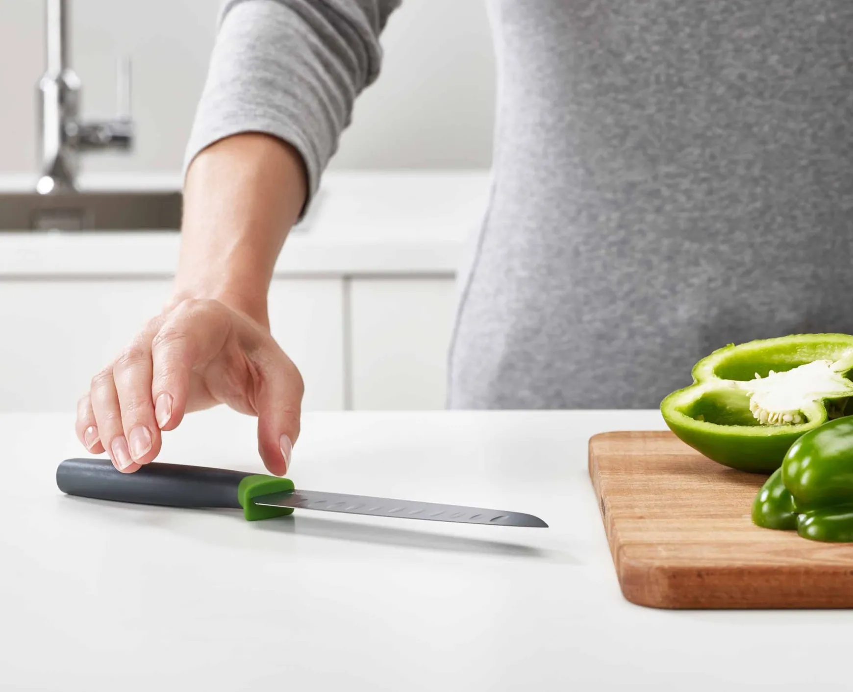 Joseph Joseph DoorStore™ 4-piece Kitchen Knives Set- Knives, Knife Sets & Scissors