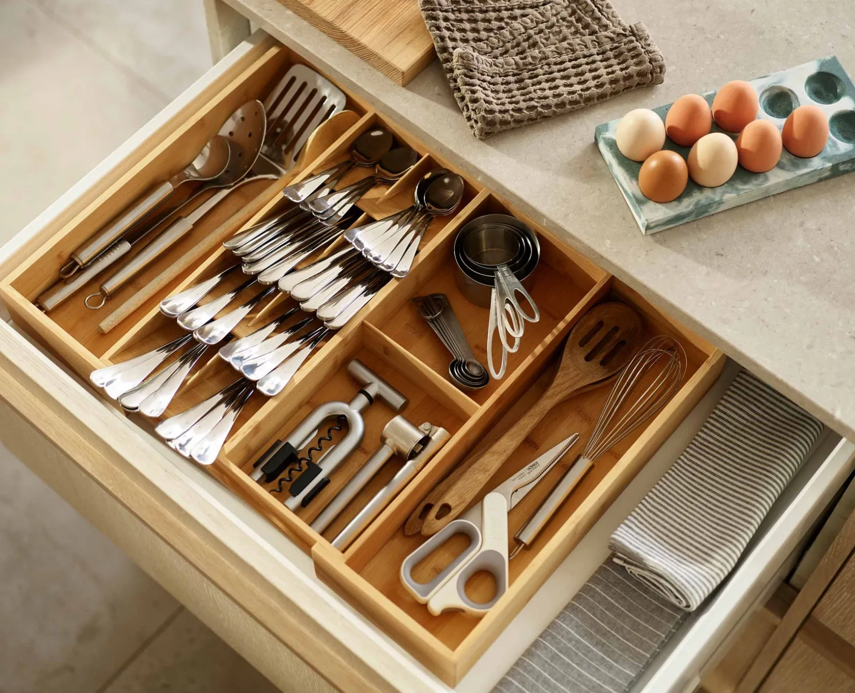 Joseph Joseph DrawerStore™ Expanding Cutlery, Utensil & Gadgets Organizer- Kitchen Drawer Organizers