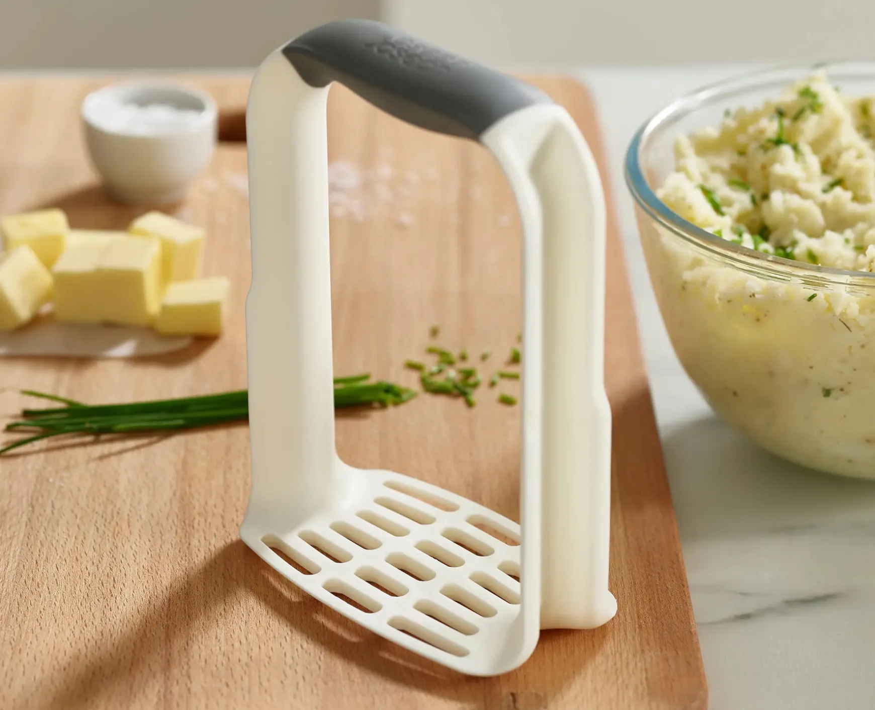 Joseph Joseph Easy-Mash™ Potato Masher- Kitchen Utensils & Gadgets