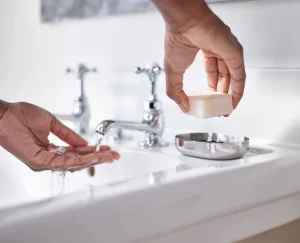 Joseph Joseph EasyStore™ Luxe Soap Dish- Soap Dishes & Dispensers