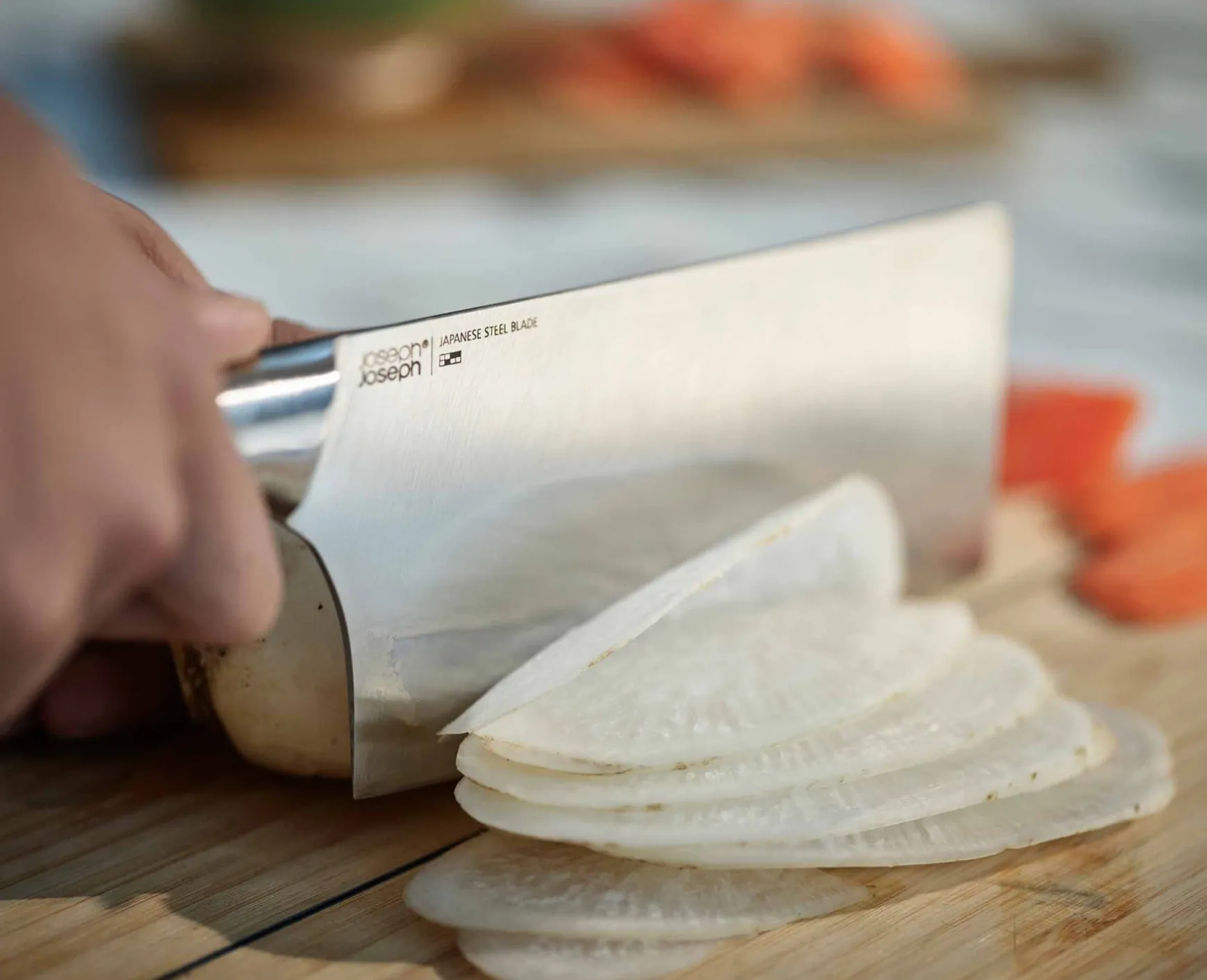 Joseph Joseph Elevate™ Fusion 5-piece Knife & Scissor Set with wood Block- Knives, Knife Sets & Scissors