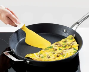 Joseph Joseph Elevate™ Egg Spatula- Kitchen Utensils & Gadgets
