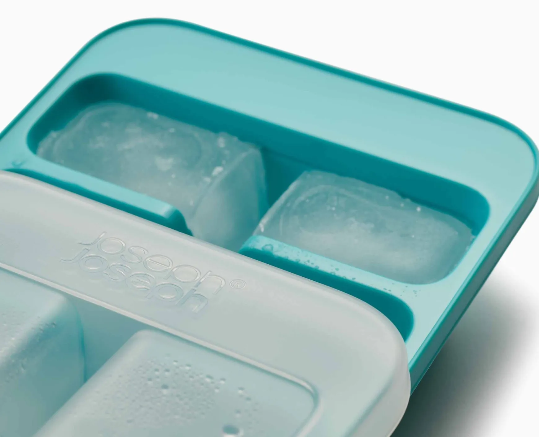 Joseph Joseph Flow™ Pack of 2 Easy-fill Ice-cube Trays- Barware