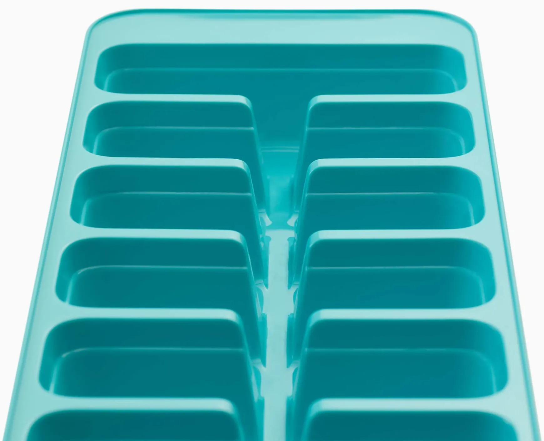 Joseph Joseph Flow™ Pack of 2 Easy-fill Ice-cube Trays- Barware
