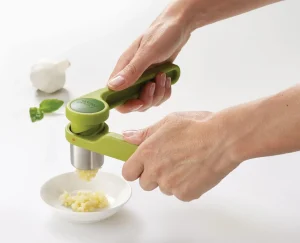 Joseph Joseph Helix Garlic Press- Kitchen Utensils & Gadgets