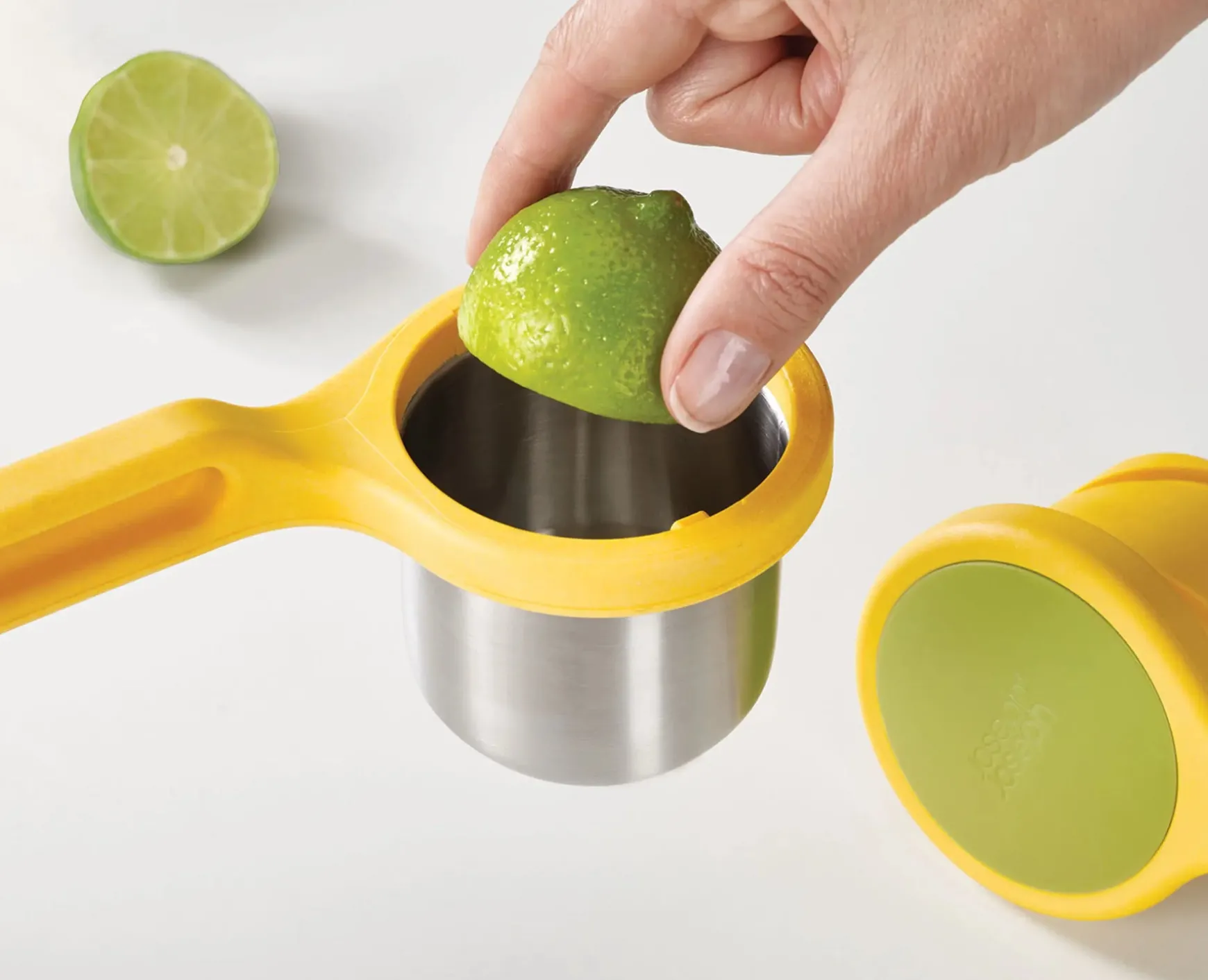 Joseph Joseph Helix Citrus Juicer- Barware