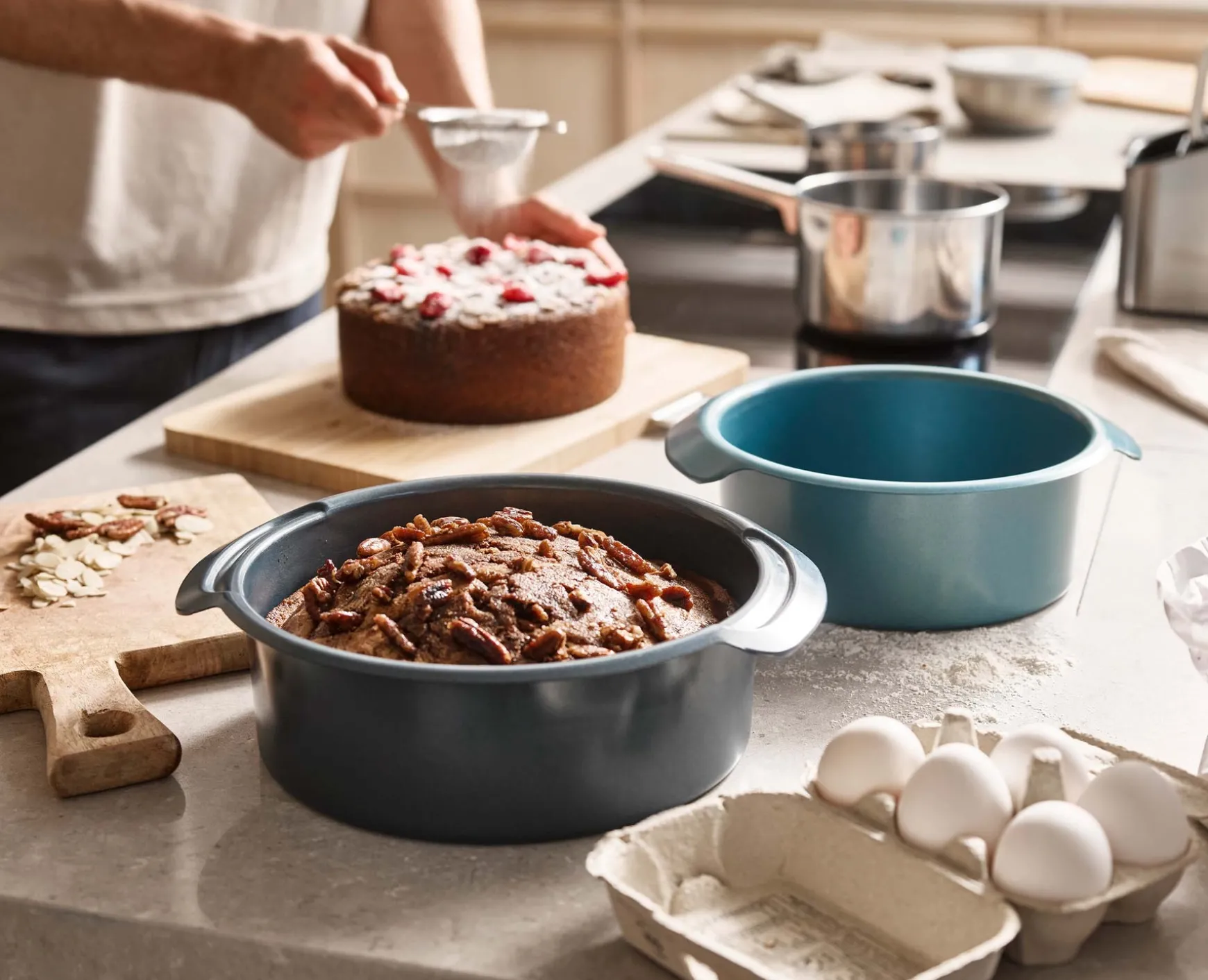 Joseph Joseph Nest™ Bake Non-Stick 2-piece Round Cake Pan Set- Baking Equipment