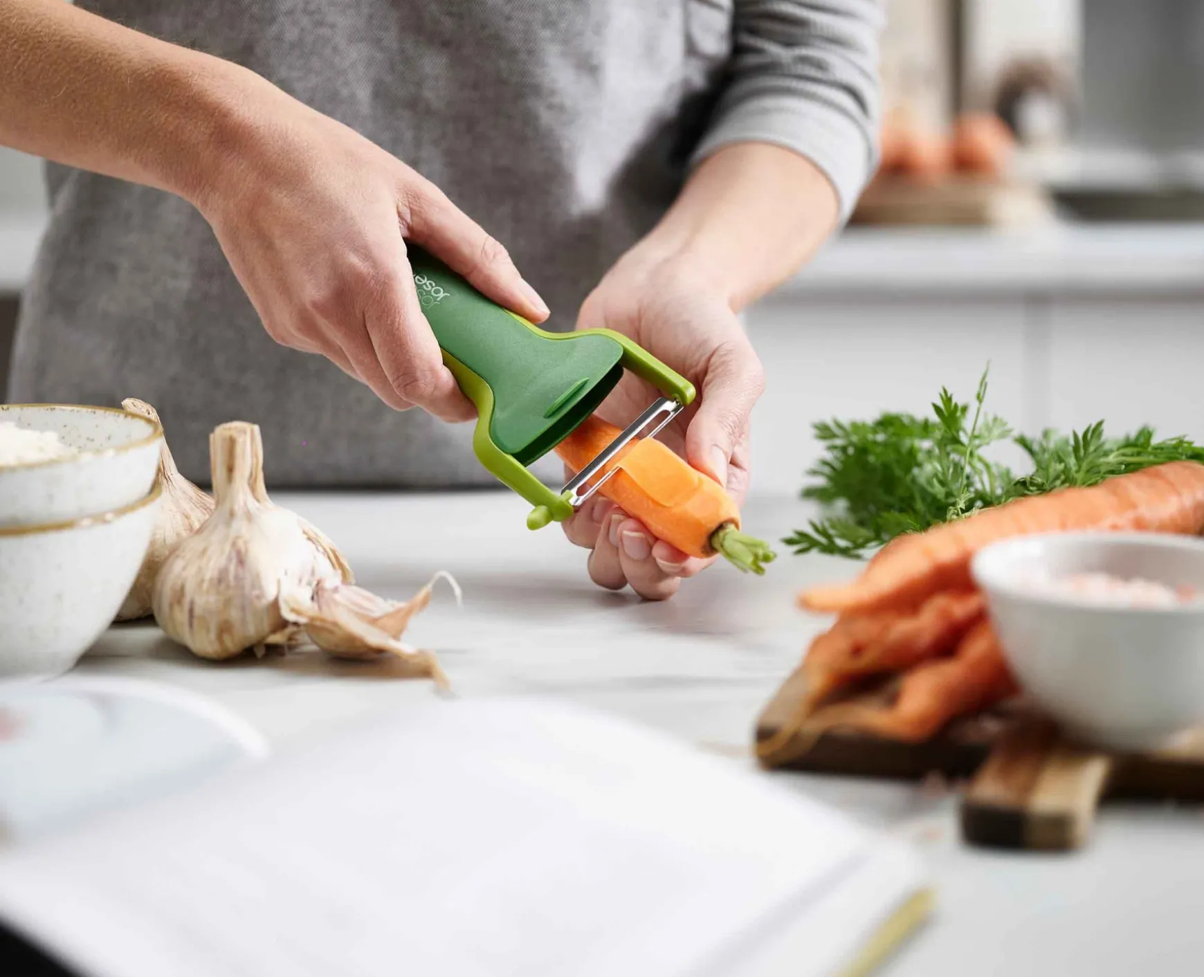 Joseph Joseph SafeStore™ Straight Peeler- Peelers