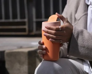 Joseph Joseph Sipp™ Travel Mug Large with Hygienic Lid 454ml- Lunch Boxes & Containers