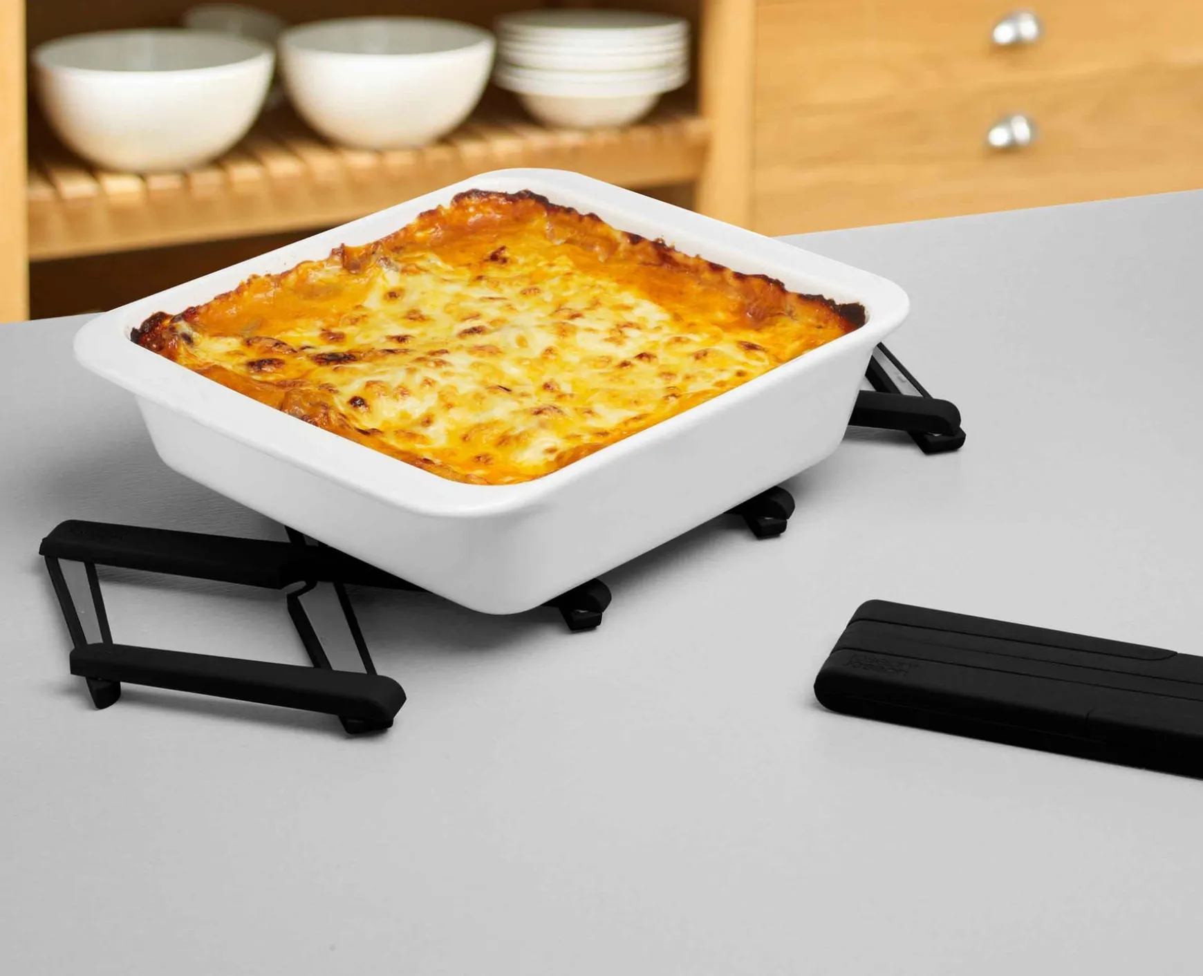 Joseph Joseph Stretch™ Expandable Trivet- Kitchen Utensils & Gadgets