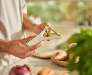 Joseph Joseph Switch™ 2-in-1 Peeler- Peelers