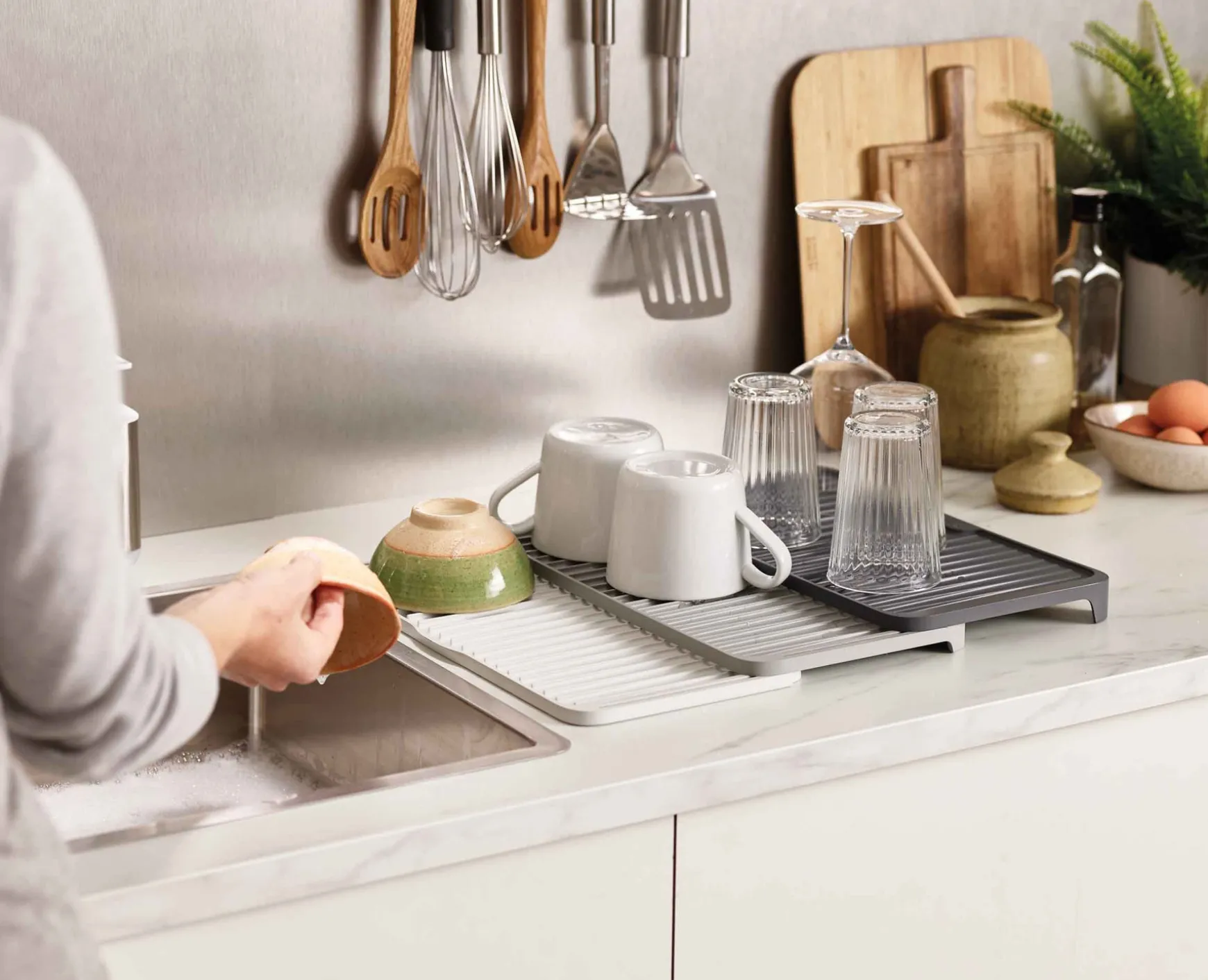 Joseph Joseph Tier™ Expandable Draining Board- Dish Racks & Drainers
