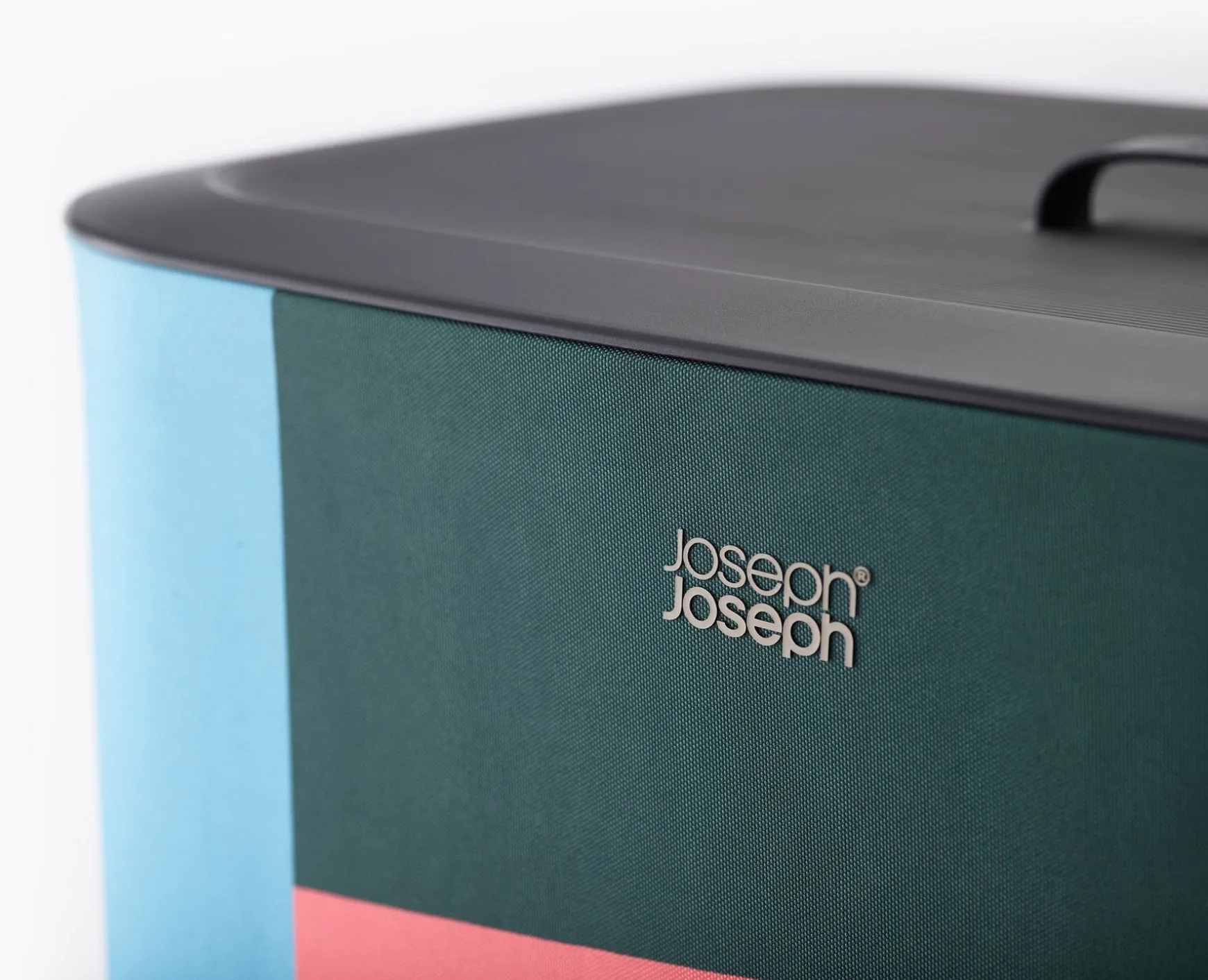 Joseph Joseph Tota 90L Laundry Separation Basket x Jonathan Lawes- Laundry Baskets